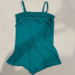Old Navy girls romper Size Small🎀